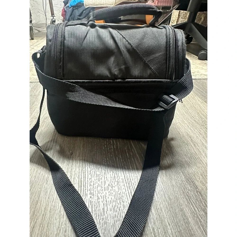 Columbia | Insulated Lunch Bag Black Thermal Cooler Box with Shoulder Strap